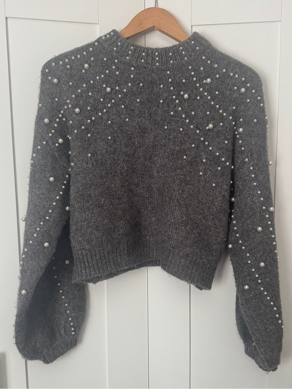 Zara Gray Pearl-Embellished Cropped knit Sweater